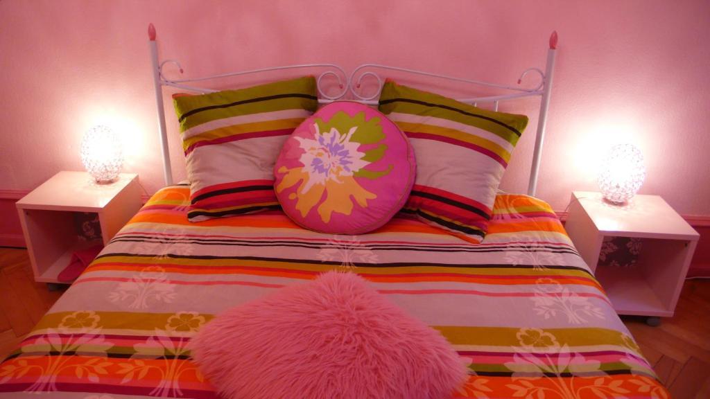 B&B La Vie En Rose Basel Oda fotoğraf